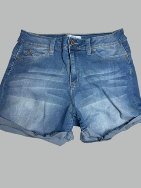 YMI‎ Wanna Betta Butt Denim Shorts 11/30